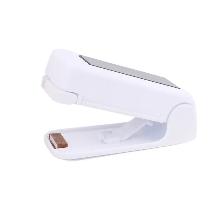 Portable Mini Heat Bag Sealer – Food Storage Bag Sealing Machine (Random Color)